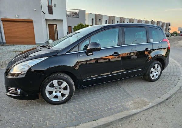 Peugeot 5008 cena 23900 przebieg: 156000, rok produkcji 2012 z Września małe 781